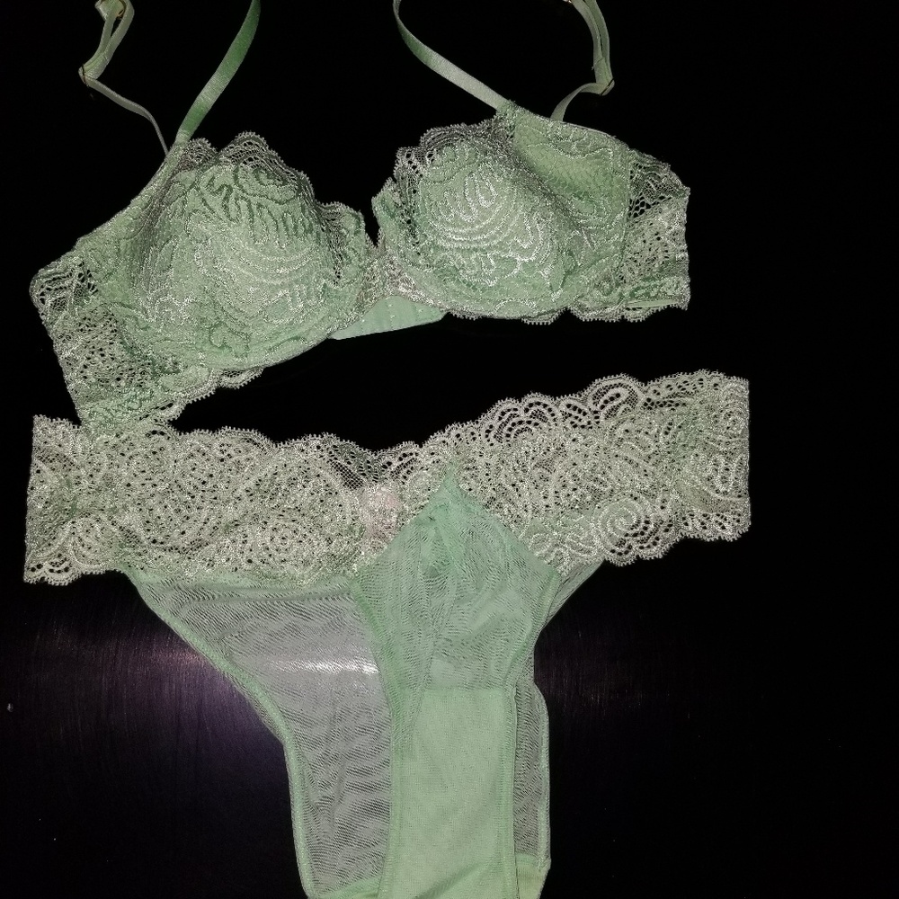 Victoria's Secrets Vintage Bra and Tanga set
